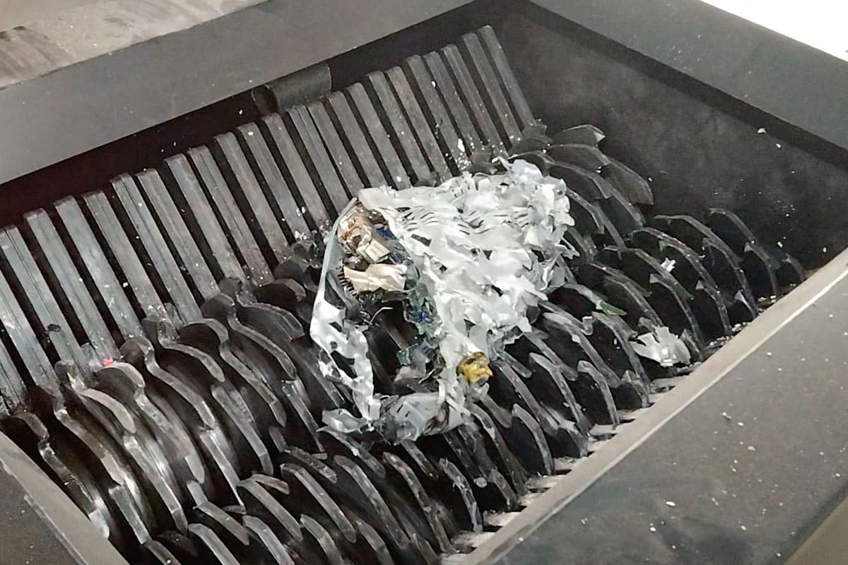 What is the Difference Between Hard Drive Shredding and Overwriting?
